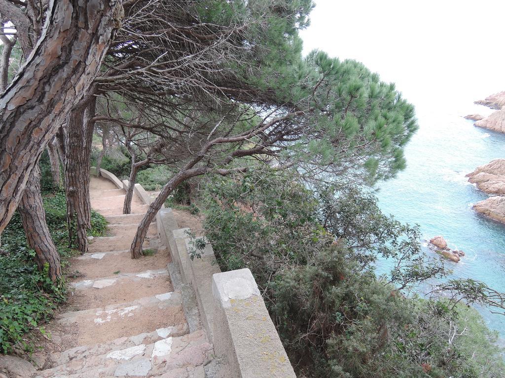 Hostal La Marina Platja d'Aro Esterno foto