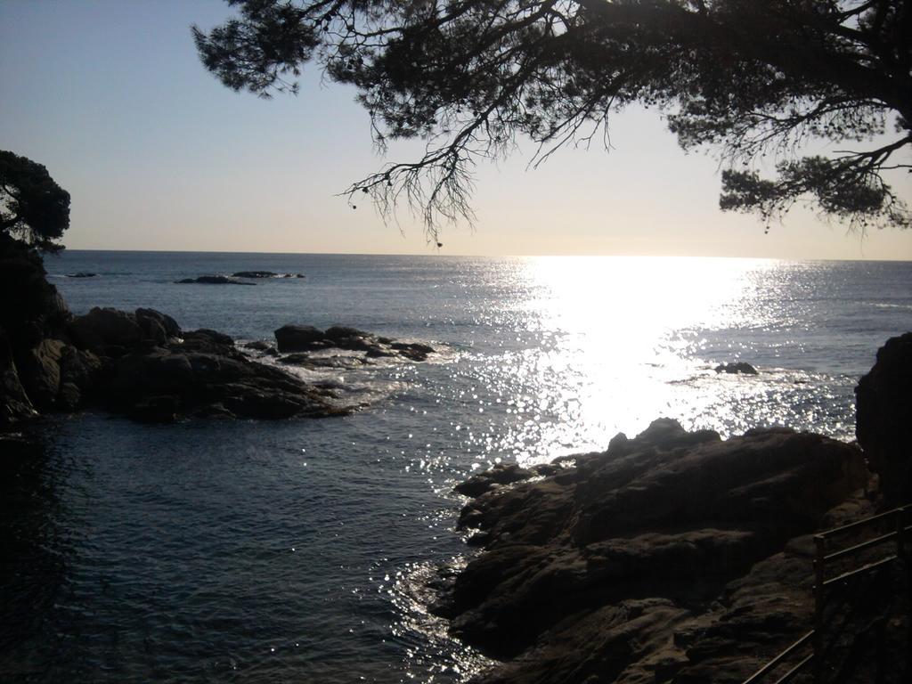 Hostal La Marina Platja d'Aro Esterno foto