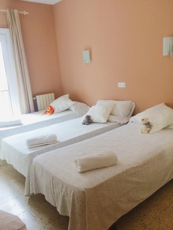Hostal La Marina Platja d'Aro Esterno foto
