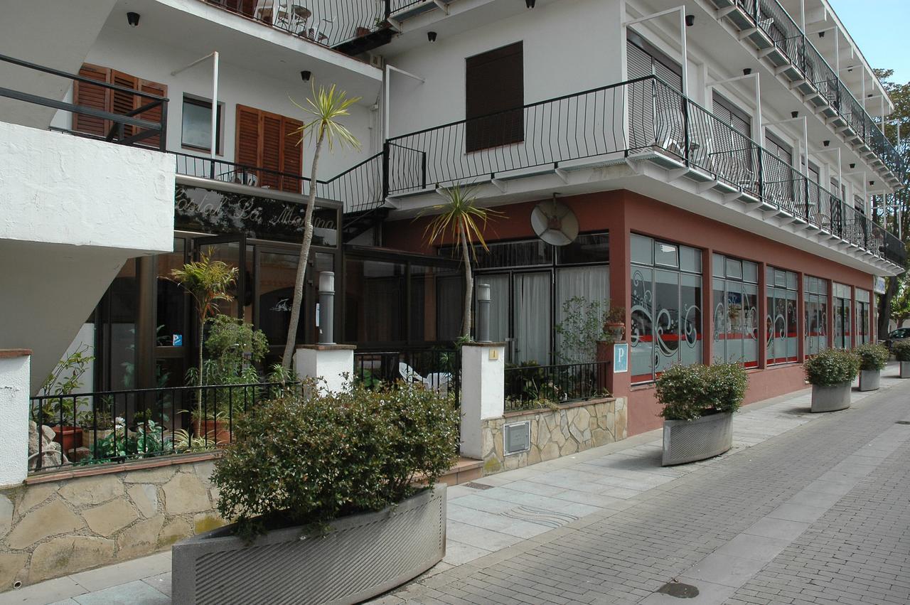 Hostal La Marina Platja d'Aro Esterno foto