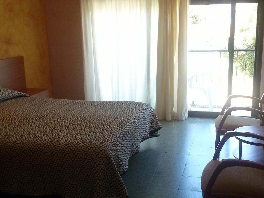 Hostal La Marina Platja d'Aro Esterno foto